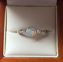 Load image into Gallery viewer, Opal and Diamond ring